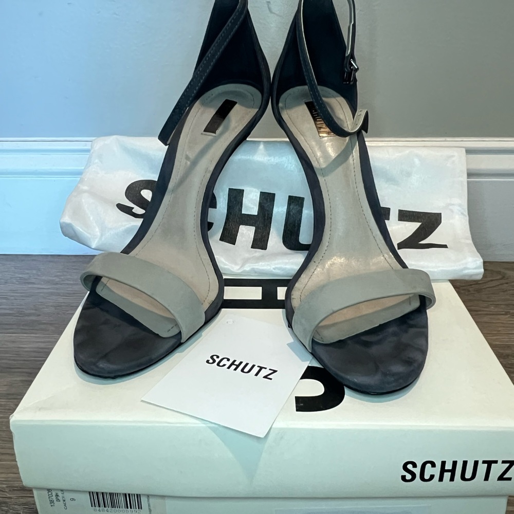 SCHUTZ Cadey-Lee High Heel Sandals Size 9 Nobuck Ciment Gray